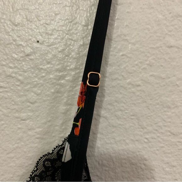 INTERNATIONAL CONCEPTS INTIMATES Nightgown Robe Set Women’s M Black Floral Pink. - Picture 9 of 16